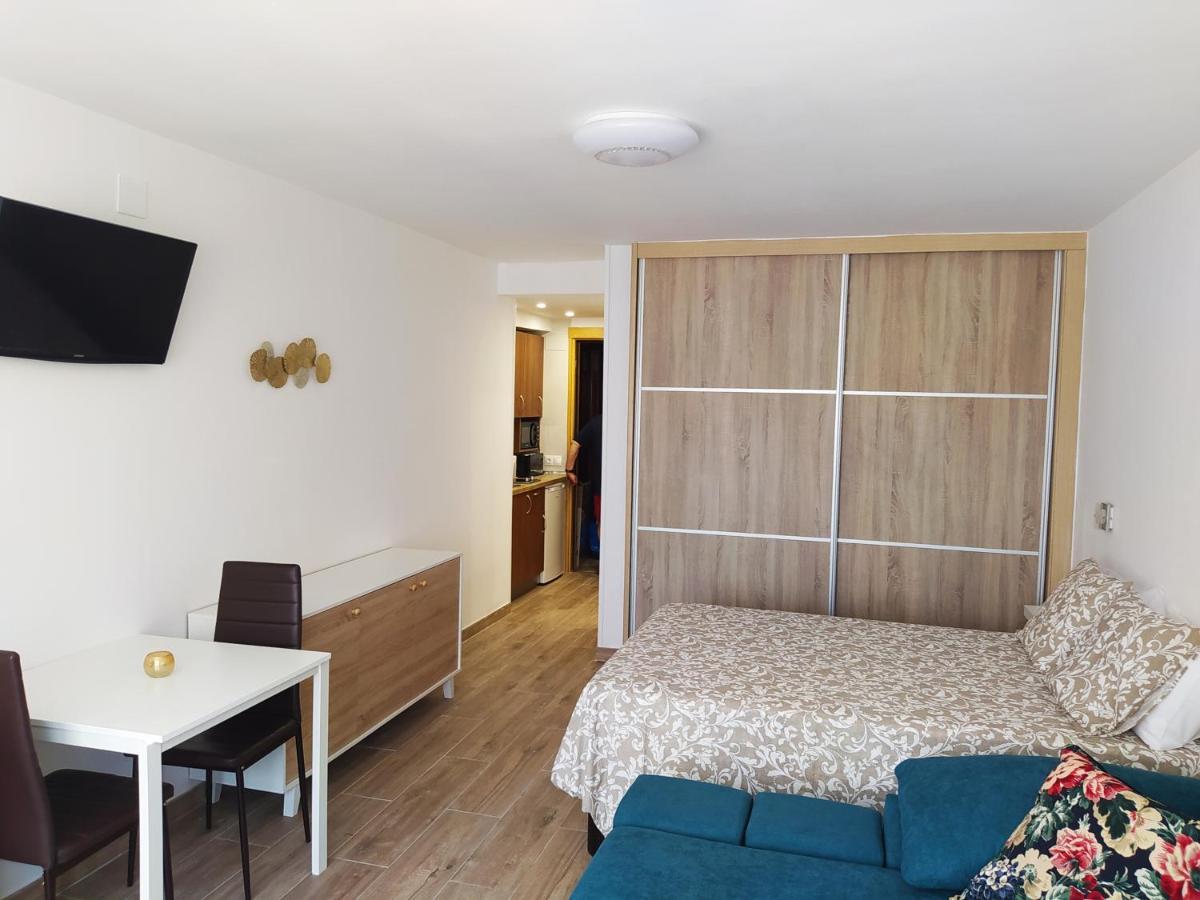 Apartament Recien Reformado, Fire Stick Amazon, Wifi, 2 Pers, Centrico, 20 M Playa Torremolinos Zewnętrze zdjęcie