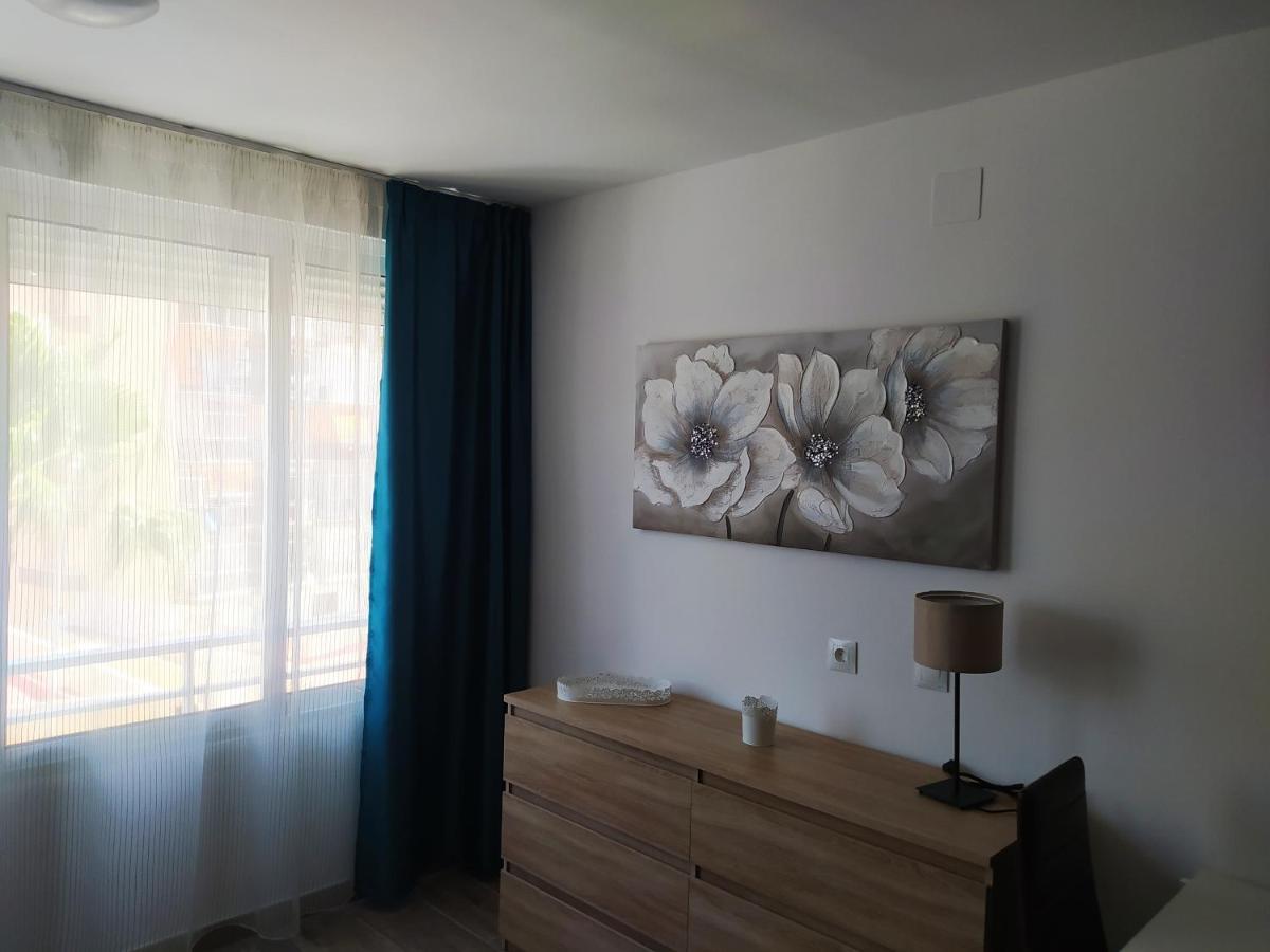 Apartament Recien Reformado, Fire Stick Amazon, Wifi, 2 Pers, Centrico, 20 M Playa Torremolinos Zewnętrze zdjęcie